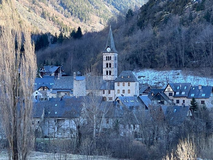 Arties, Lleida - Uno de los pueblos más bonitos de España