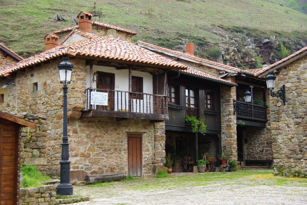 Refugio de Tradición y Naturaleza en el Corazón del Valle del Saja
