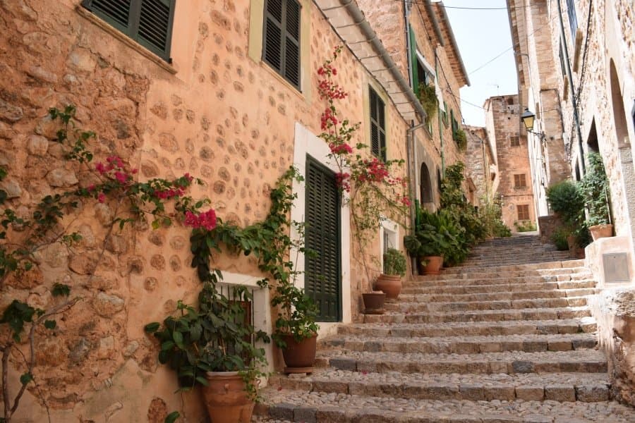 Corners of Fornalutx: A Walk through the Most Authentic Mallorca