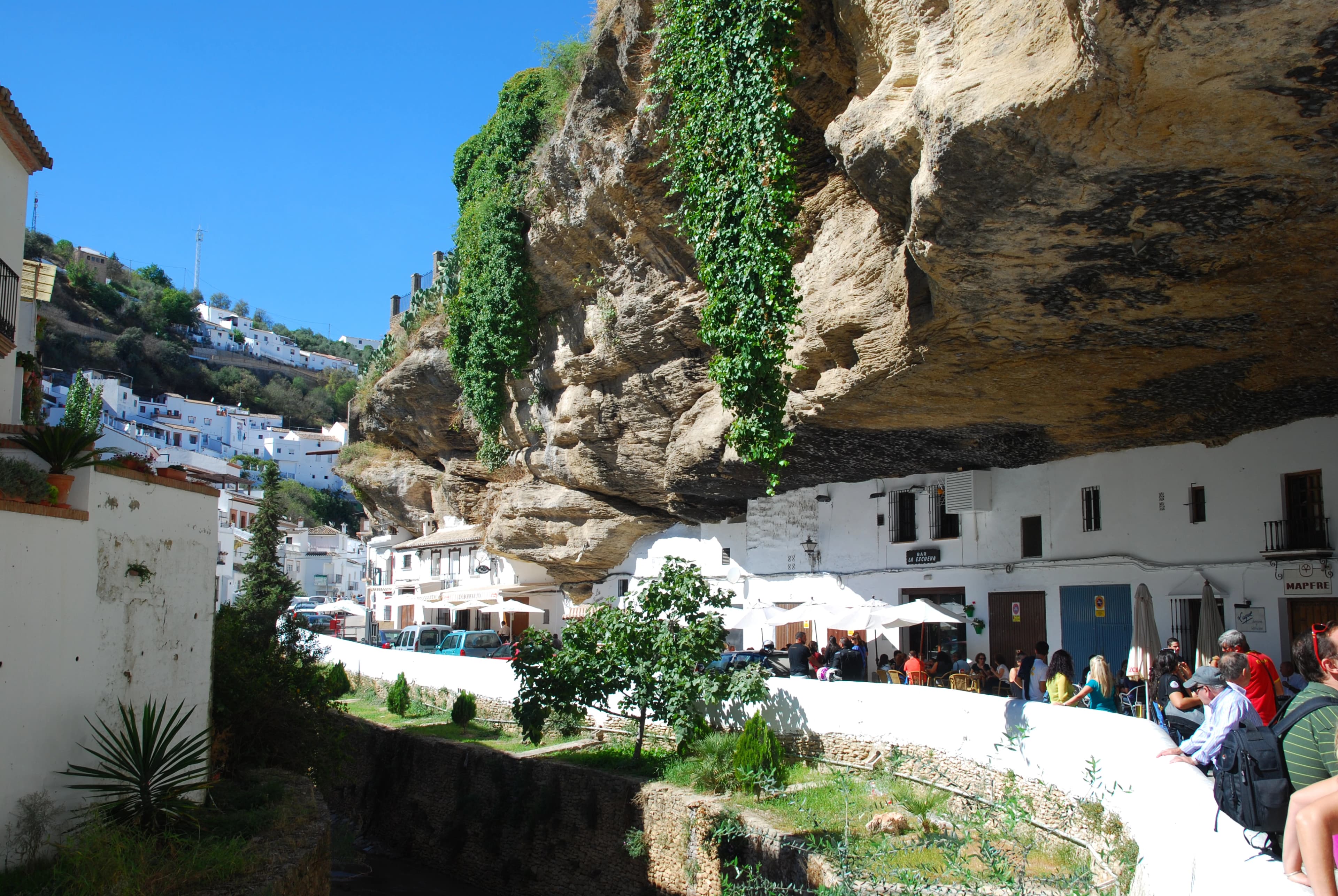 Setenil de las Bodegas, Cádiz - Uno de los pueblos más bonitos de España
